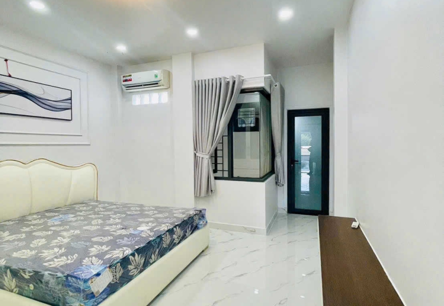 0914020039 EM DUNG MỘT SẢN PHẨM MỚI - Đường xe hơi TT.Nhà Bè