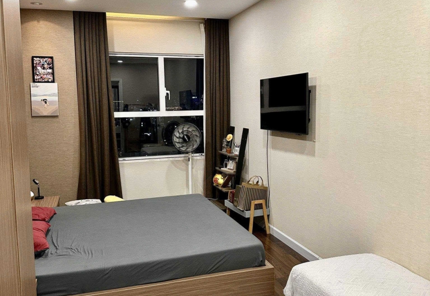 Bán căn hộ tầng sunrise ngay lotte mark