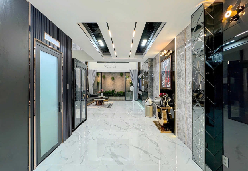 SIÊU PHẨM NHÀ PHỐ HIỆN ĐẠI 5 TẦNG LẦU CÓ THANG MÁY XÂY MỚI 100% ĐƯỜNG 9M HUỲNH THỊ ĐỒNG