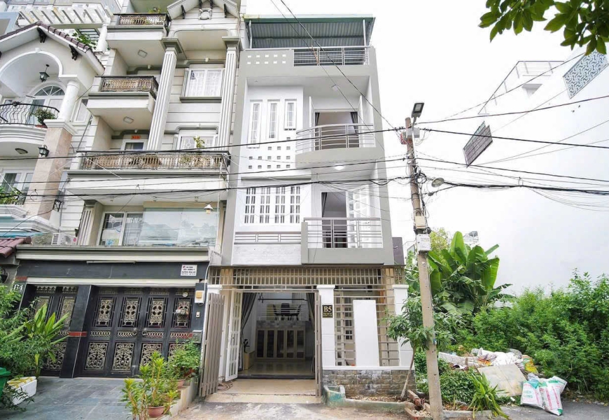 0909227199 Bán nhà B5 Hoàng Quốc Việt, phường Phú Thuận, quận 7