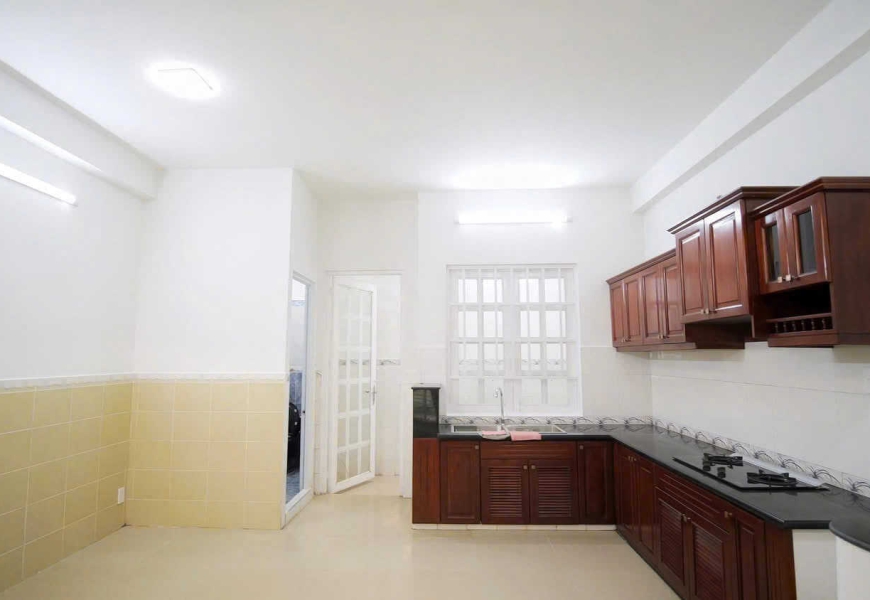 0909227199 Bán nhà B5 Hoàng Quốc Việt, phường Phú Thuận, quận 7