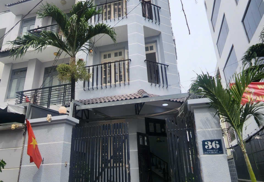 Bán Nhà Căn Góc 2 mặt tiền đường số Tân Quy Quận 7, HCM