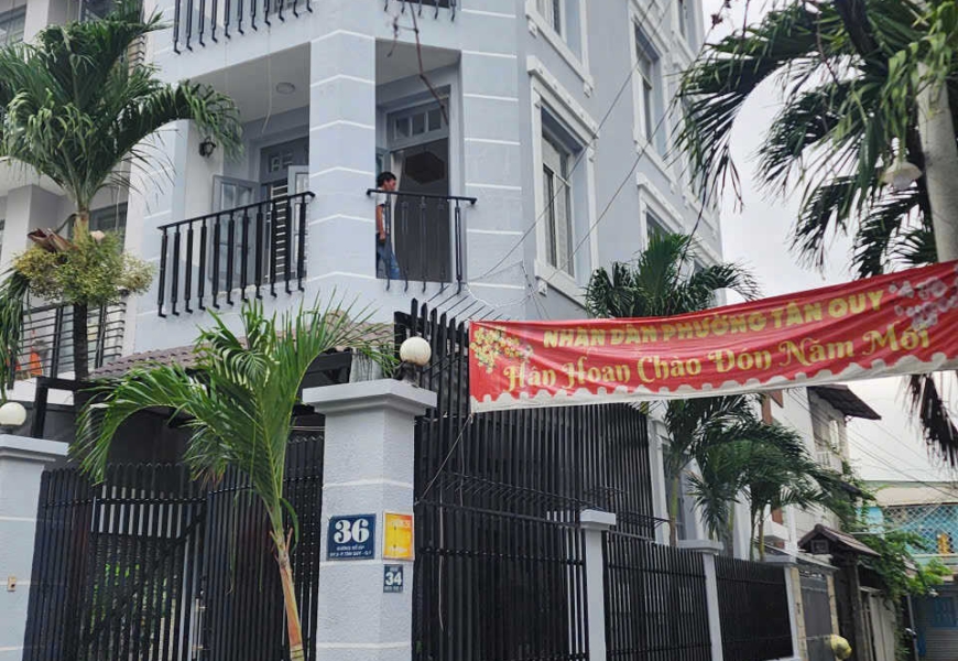 Bán Nhà Căn Góc 2 mặt tiền đường số Tân Quy Quận 7, HCM