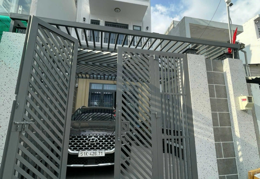 Bán Nhà Hẻm Xe Hơi 10m Đường Huỳnh Tấn Phát.Phú Xuân Nhà Bè