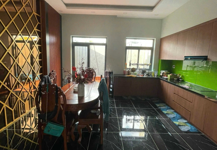 Bán Nhà Hẻm Xe Hơi 10m Đường Huỳnh Tấn Phát.Phú Xuân Nhà Bè