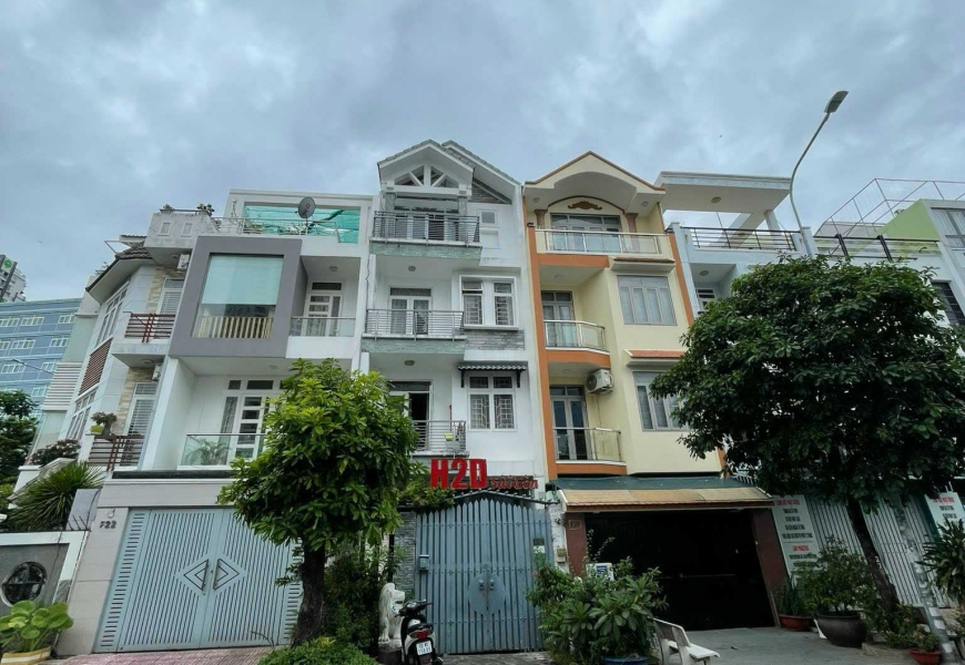 0909227199 Bán Nhà Mặt Tiền Đường Số 16m gần công viên tuyến đường thương mại sầm uất nhất khu Tdc Himlam q7