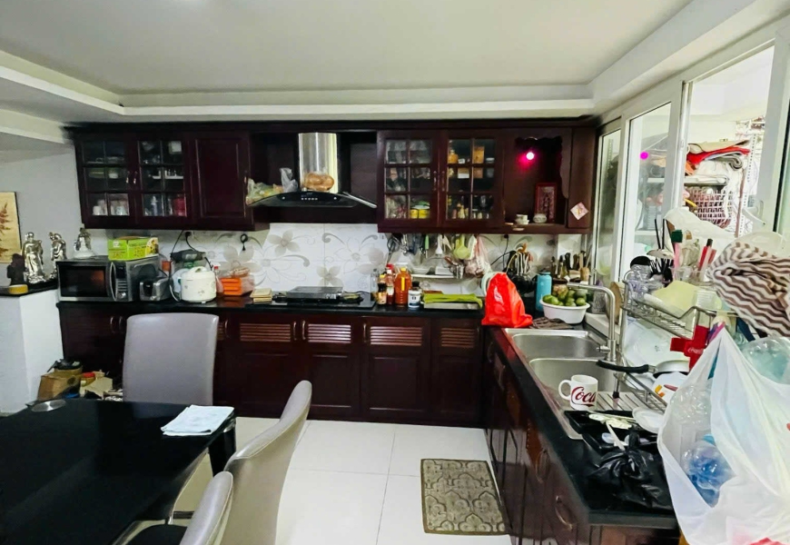 0909227199 Bán Nhà Mặt Tiền Đường Số 16m gần công viên tuyến đường thương mại sầm uất nhất khu Tdc Himlam q7