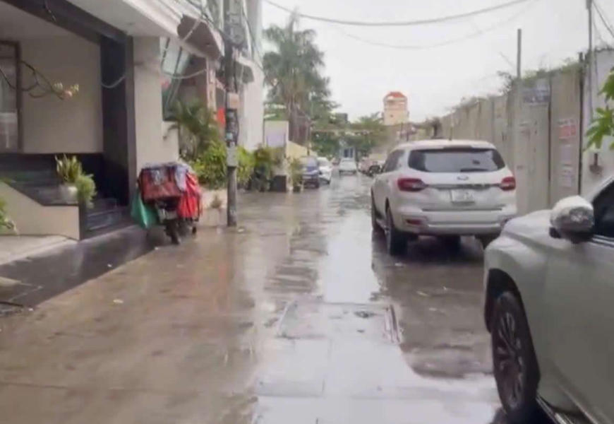 Bán chdv hẻm xe hơi Nguyễn Văn linh..thu nhập 380tr/tháng