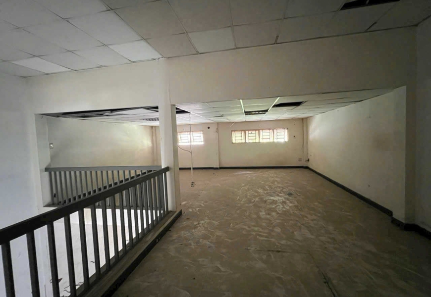 Bán nhà cấp 4,MT đường 12m khu B làng đại học,Phước kiểng,nhà bè