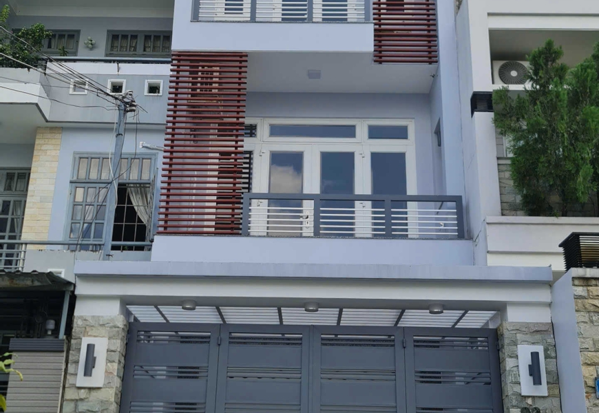 0914020039 EM DUNG Cần bán nhà mặt tiền ĐOẠN ĐẸP NHẤT ĐƯỜNG SỐ 43