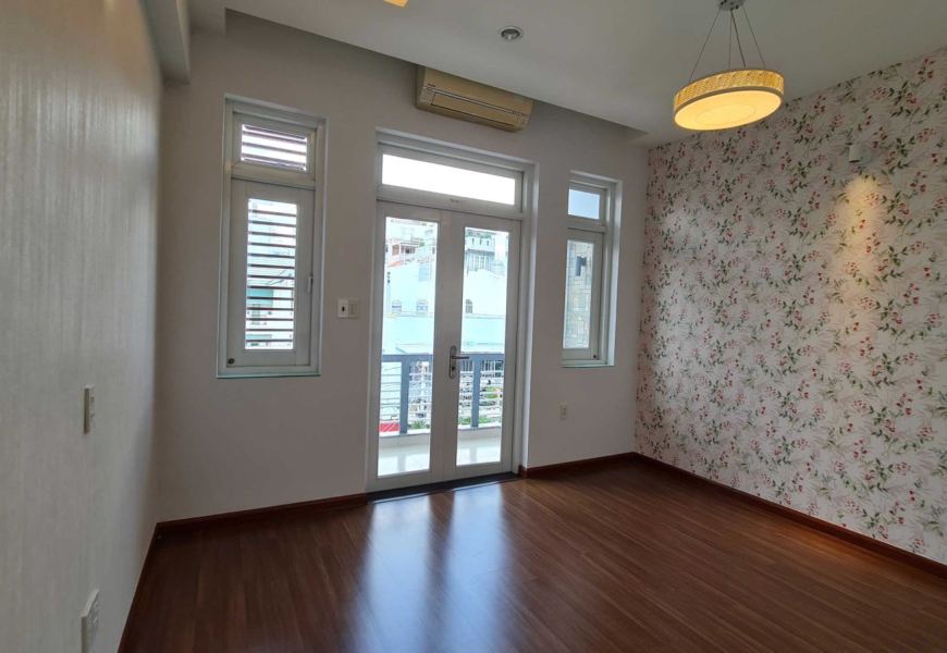 0914020039 EM DUNG Cần bán nhà mặt tiền ĐOẠN ĐẸP NHẤT ĐƯỜNG SỐ 43