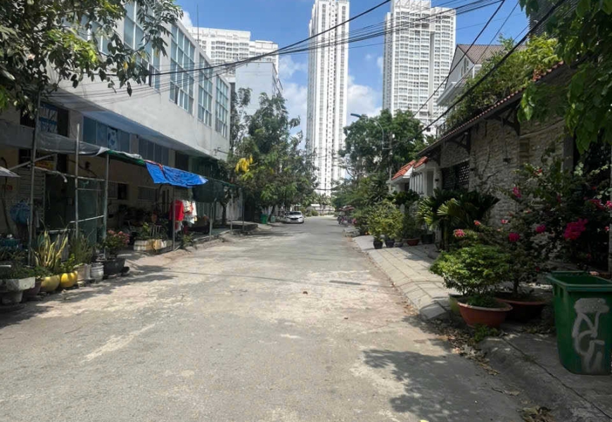 Bán biệt thự khu A làng đại học,Phước kiểng,sát bên Phú Mỹ Hưng Q7