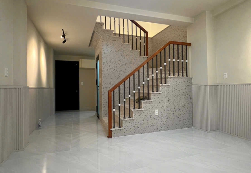 0914020039 EM DUNG Hẻm 391/89/1 Đường Huỳnh Tấn Phát Q.7 ( nay là Phường Tân Thuận TP. Hồ Chí Minh )