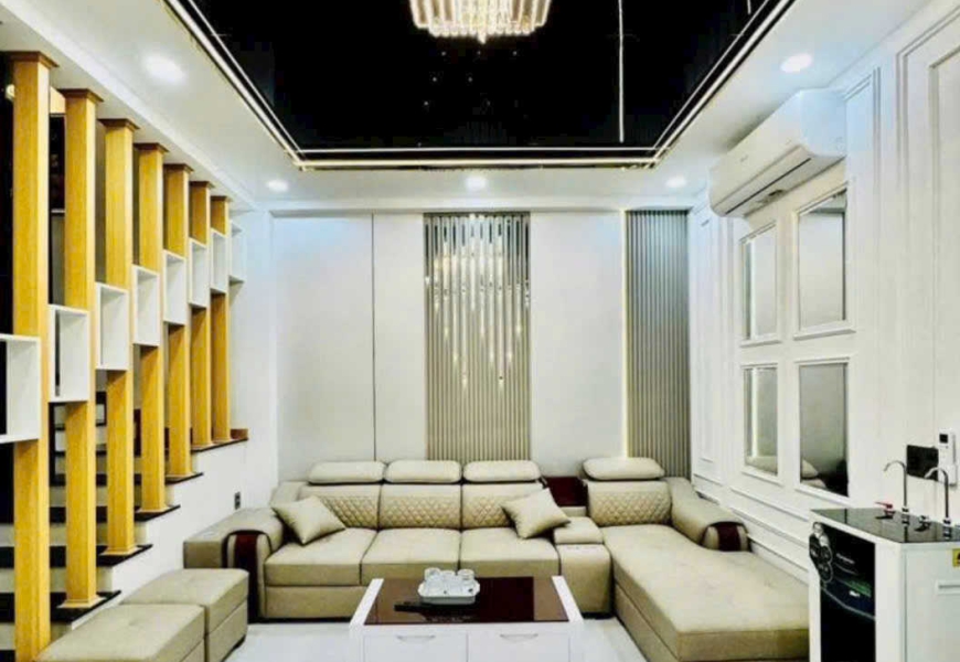 NHÀ MỚI HOÀN THIỆN - SIÊU PHẨM NHÀ PHỐ ( CÓ THANG MÁY)  Q7