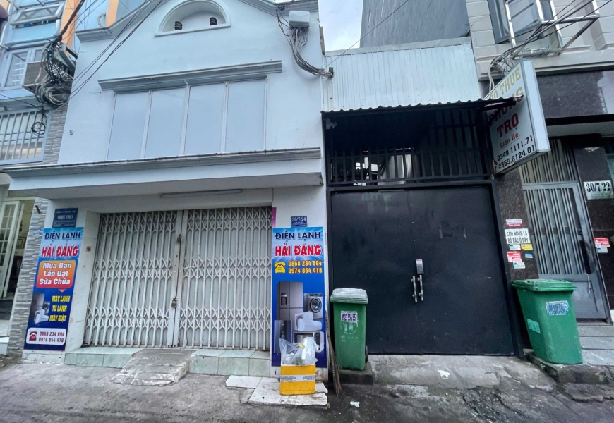 BÁN DÃY TRỌ HẺM 30 LÂM VĂN BỀN Q7