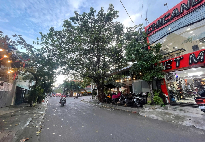 Bán nhà 1lầu mặt tiền kinh doanh 14a sát lô góc11N  khu cư xá ngân hàng Q7 