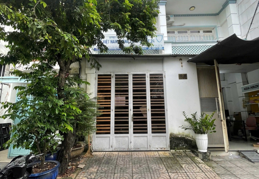 Cho thuê nhà nguyên căn mặt tiền đường số 39 p.tân quy, Q7