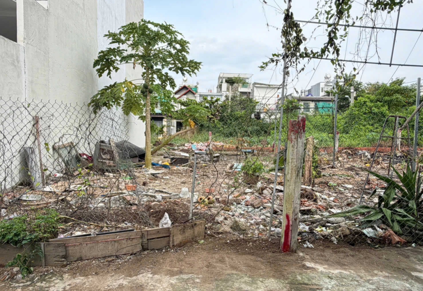 Hot Hot tại nhà bè còn lại lô đất siêu vip  Vị trí mặt tiền hẻm 1806/109 ( hẻm bà cả )Huỳnh tấn phát nhà bè