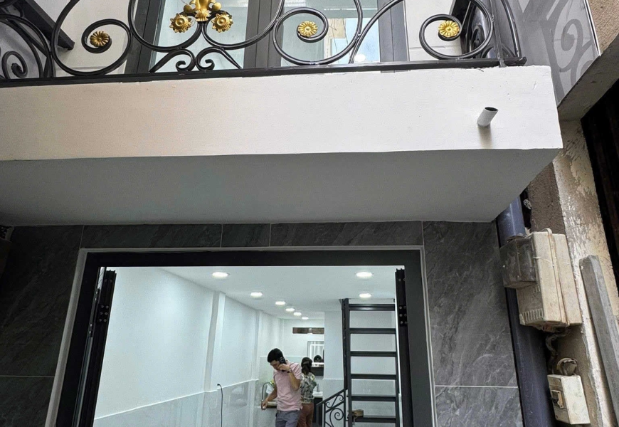 0914020039 EM DUNG BÁN NHÀ HẺM 997 TRẦN XUÂN SOẠN – CÁCH MẶT TIỀN CHỈ 150M – NHÀ MỚI ĐẸP VÀO Ở NGAY