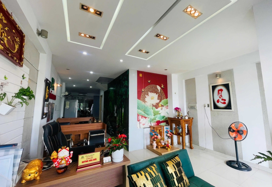 Cho thuê mặt bằng tầng trệt MT đường D4,Kdc him lam