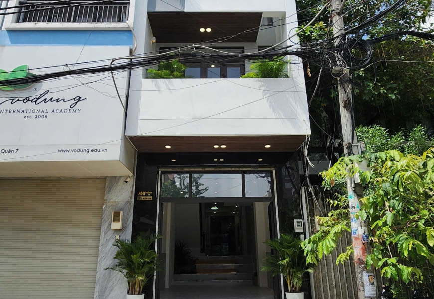 Nhà Mới Hoàn Thiện Khu VIP CƯ XÁ NGÂN HÀNG Quận 7 - Lâm Văn Bền