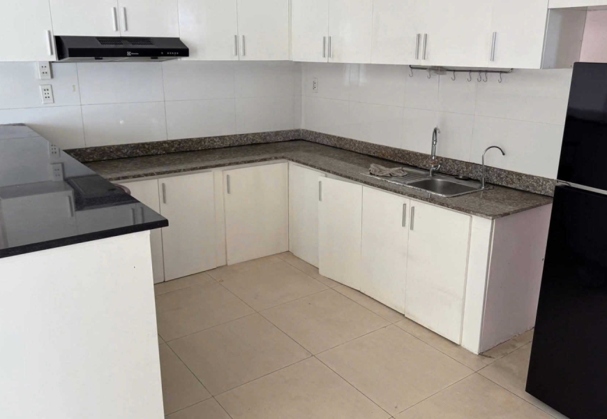 Cho thuê nguyên căn  60/68  Lâm Văn Bền _quận 7 