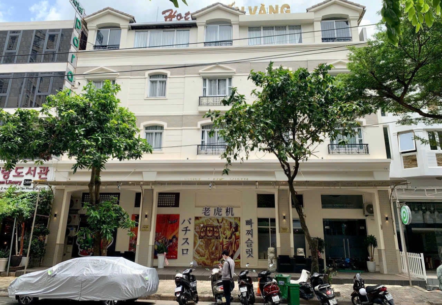 0914020039 EM DUNG Bán khách sạn ROMANA số 120-122-124 đường số 2, Hưng Gia 5, Phú Mỹ Hưng, quận 7