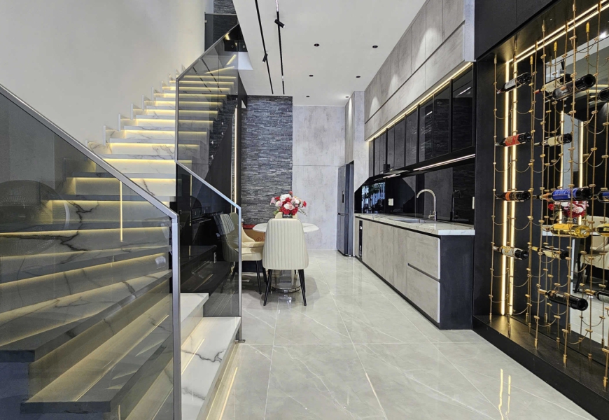 0914020039 em dung BÁN NHÀ PHỐ GÓC 2 MẶT TIỀN THOÁNG MÁT, XÂY MỚI 100%, HẺM 1422 HUỲNH TẤN PHÁT, QUẬN 7