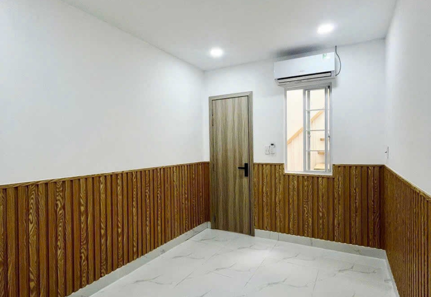 Căn nhà 1 trệt 1 lầu hẻm trước nhà rộng 3m tại hẻm 60 Lâm Văn Bền q7