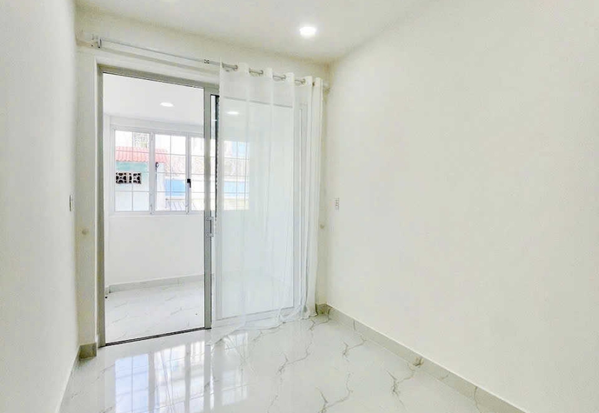 Căn nhà 1 trệt 1 lầu hẻm trước nhà rộng 3m tại hẻm 60 Lâm Văn Bền q7