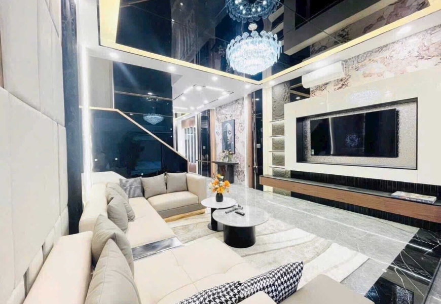 TUYỆT PHẨM NHÀ PHỐ HIỆN ĐẠI - CÓ THANG MÁY - VIEW CÔNG VIÊN VEN SÔNG  - Liền Kề Phú Mỹ Hưng - Gần Trung Tâm Thương Mại , Trường Học Quốc Tế 