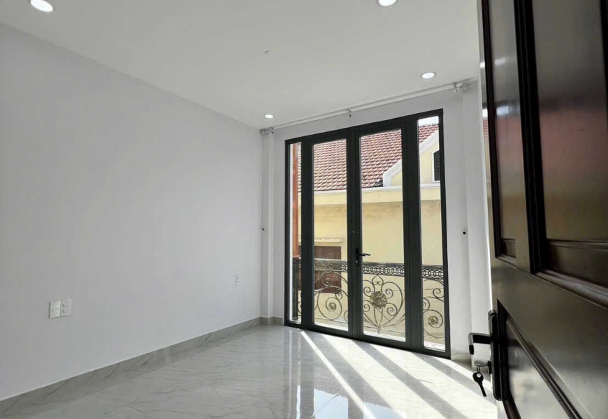 0914020039 em dung BÁN NHÀ ĐẸP 4 TẦNG – HẺM 119 TÂN MỸ – XE HƠI ĐỖ CỬA