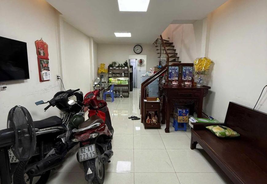 NHÀ Q7 GẦN KCX TÂN THUẬN - 1 TRỆT 1 LẦU - SỔ HỒNG RIÊNG - 4 tỷ 550