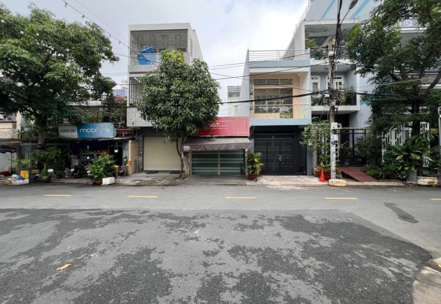 CẦN BÁN NHÀ MẶT TIỀN ĐƯỜNG 12M – GẦN PHÚ MỸ HƯNG, NGAY CHỢ TÂN MỸ, QUẬN 7