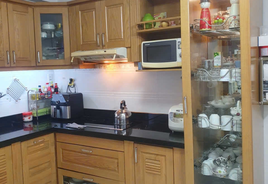 Bán nhà MT đường số lâm văn bền