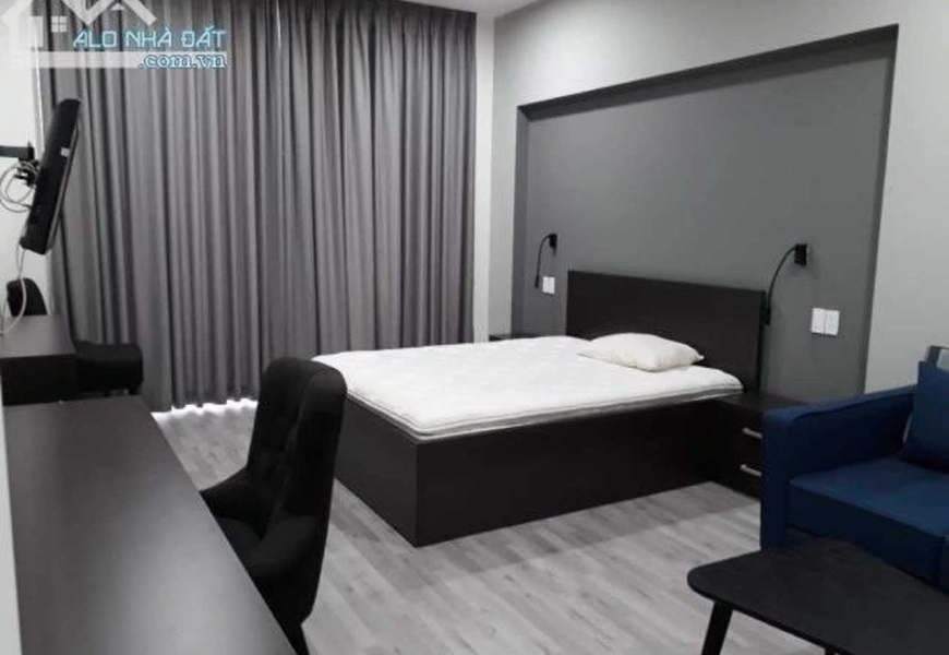 Mặt tiền đường số 16 P.Tân Phú Quận 7 ( nay là Phường Tân Mỹ TP.HCM )