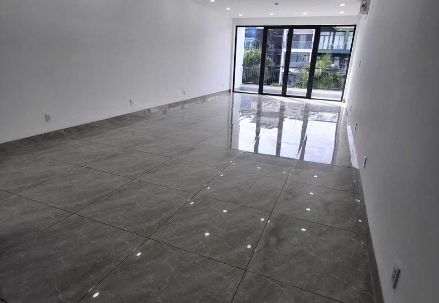 Cho Thuê Nhà Mặt Tiền Đường Hoàng Trọng Mẫu ( Đường D1 ) Khu Him Lam Quận 7