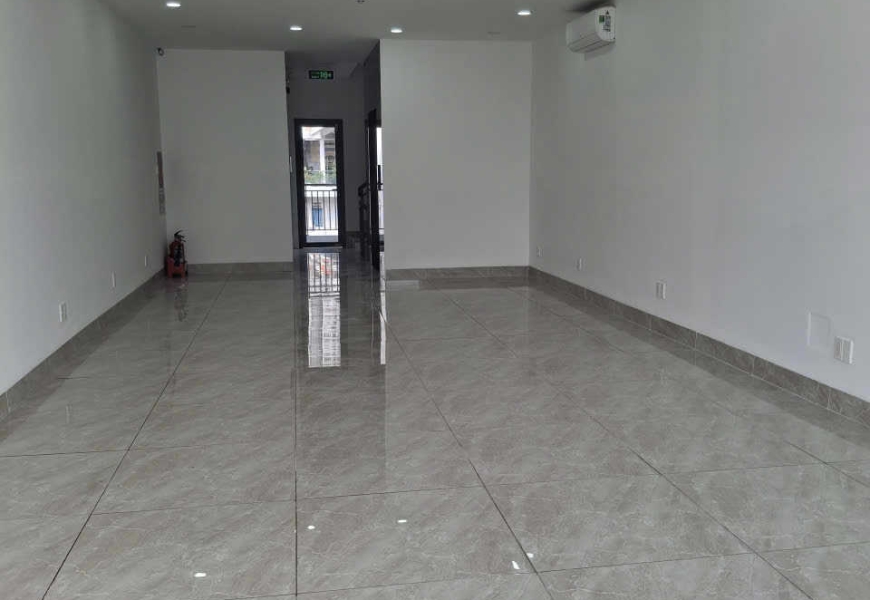 Cho Thuê Nhà Mặt Tiền Đường Hoàng Trọng Mẫu ( Đường D1 ) Khu Him Lam Quận 7