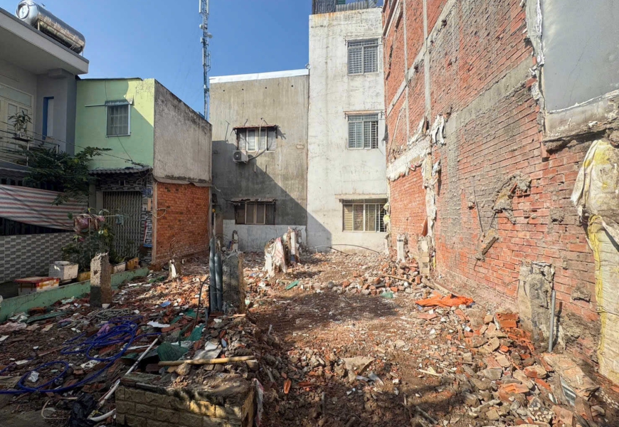 Cần sang nhuợng lại lô đất hẻm 3M 1027 huỳnh tấn phát Q7