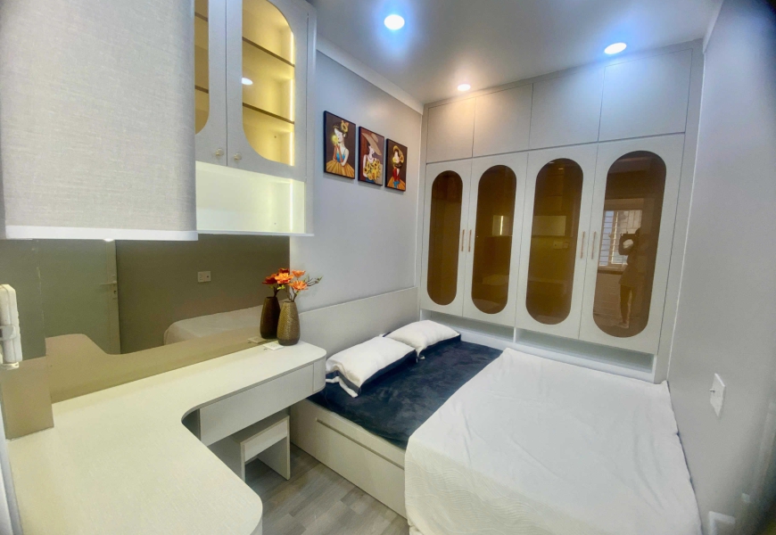 BÁN NHÀ HẺM 3M CÁCH ĐƯỜNG TRẦN VĂN KHÁNH Q7 (15m) thông chợ Tân Thuận