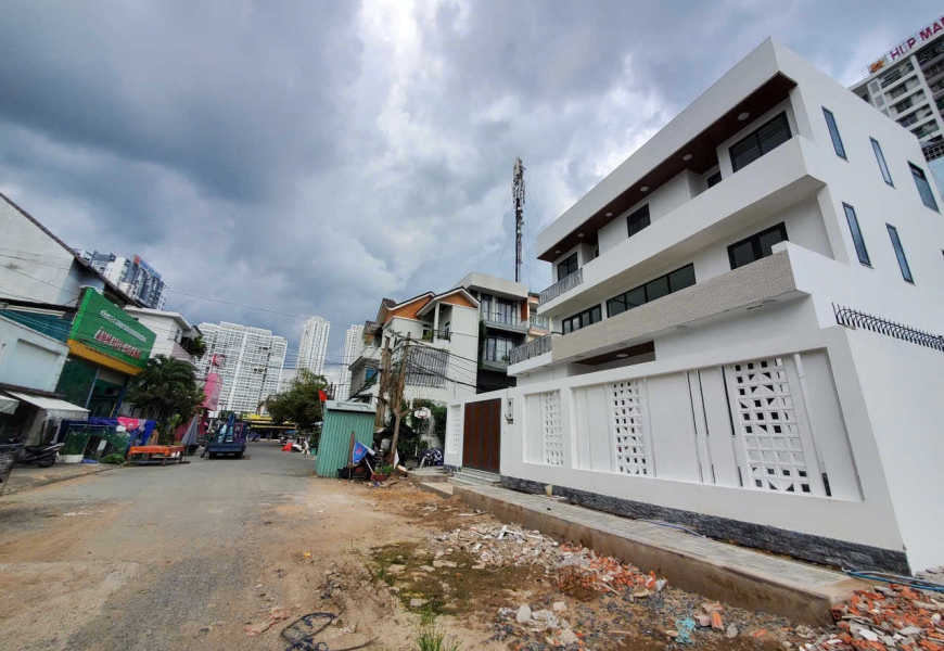 Bán gấp lô đất biệt thự kdc sadeco  phước kiểng, nhà bè Gần Lotte Q7 