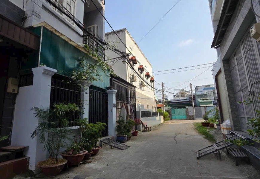 BÁN NHÀ   - Hẻm 2295 đường Huỳnh Tấn Phát, Nhà Bè