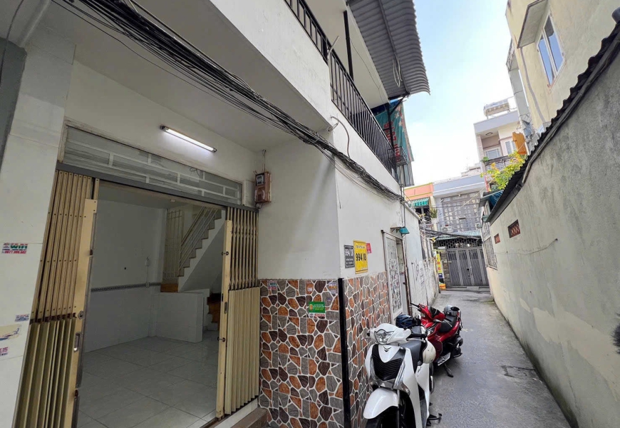 Nhà hẻm 994/18 huỳnh tấn phát q7