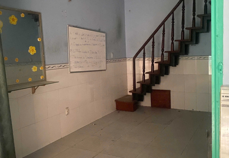 Bán nhà hẻm 62 Lâm Văn Bền