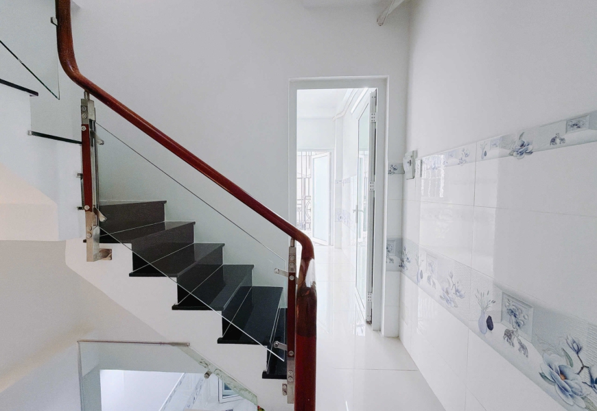 Bán Nhà Hẻm 861 Trần Xuân Soạn Ngay Cầu Nguyễn Khoái - 4 Tầng - 81,3m3 Sàn - Không Ngập Nước - Chỉ 5.2Tỷ