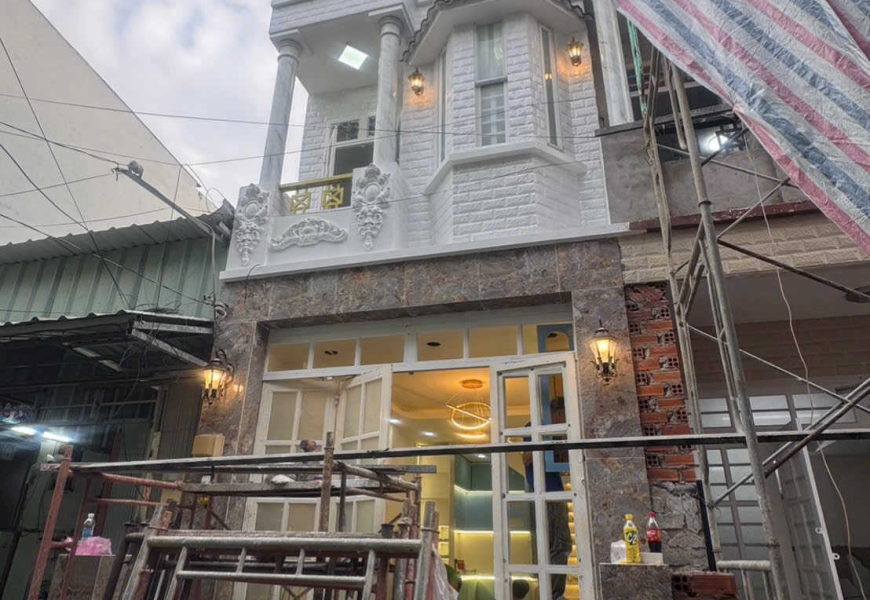 Bán dãy nhà ngang 10 m hẻm 2266/3 nhà bè