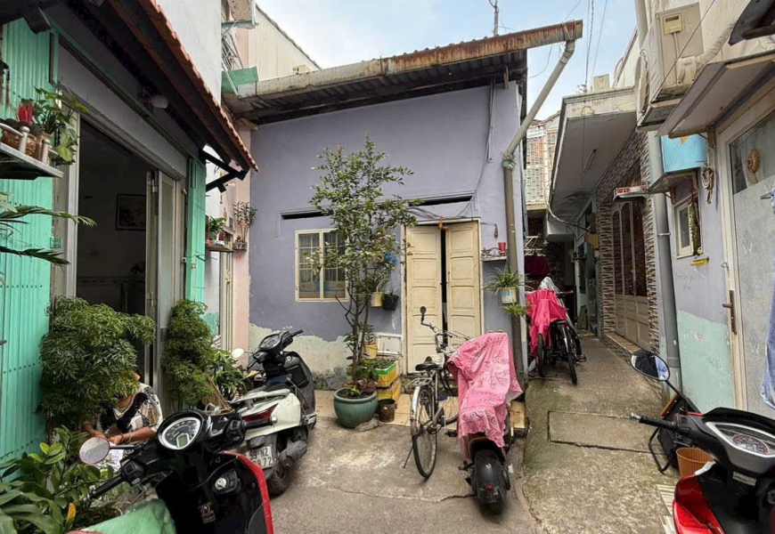 Nhà bán hẽm 54 lê văn luong Phường tân hưng