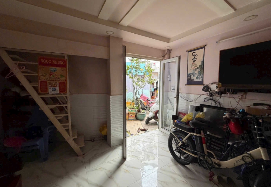 Nhà bán hẽm 54 lê văn luong Phường tân hưng