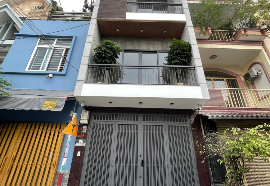 Bán nhà mới cao cấp ngay Đường lâm văn bền, Quận7