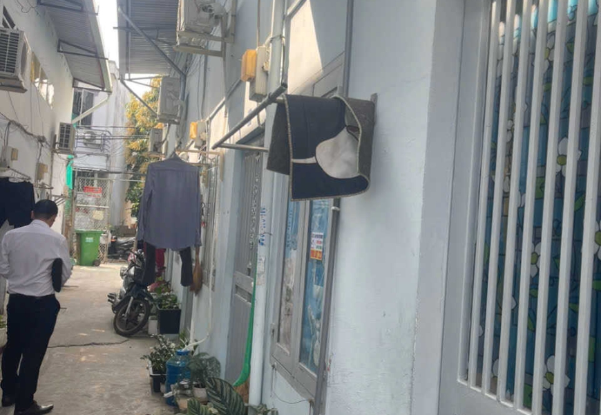 BÁN DÃY NHÀ TRỌ HẺM HUỲNH TẤN PHÁT – PHƯỜNG PHÚ THUẬN .Q7